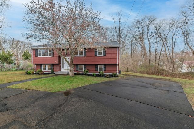 66 Frederickson Dr, Randolph, MA 02368