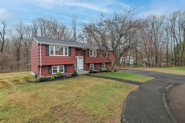 66 Frederickson Dr, Randolph, MA 02368