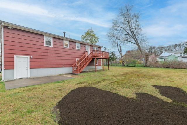 66 Frederickson Dr, Randolph, MA 02368