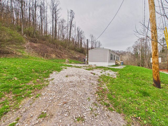 1820 Mundy Hollow Road, Charleston, WV 25312