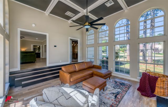 9802 Neesonwood Drive, Shreveport, LA 71106