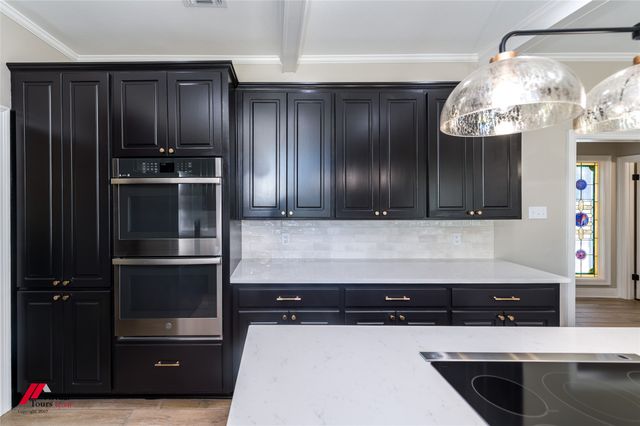 9802 Neesonwood Drive, Shreveport, LA 71106