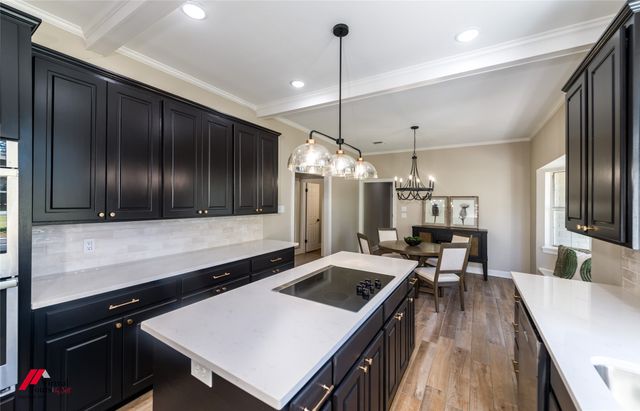 9802 Neesonwood Drive, Shreveport, LA 71106