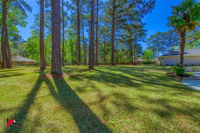 9802 Neesonwood Drive, Shreveport, LA 71106