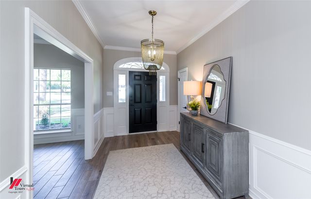 9802 Neesonwood Drive, Shreveport, LA 71106