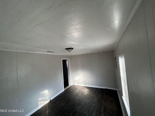 450 Derrick Street, Jackson, MS 39203