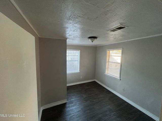 450 Derrick Street, Jackson, MS 39203