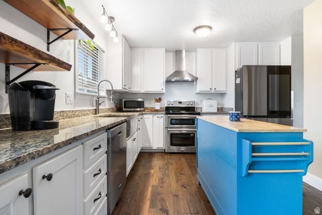 14715 S ROSE CANYON RD, Herriman, UT 84096