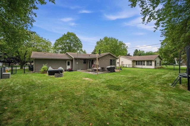 409 Hyland Drive, Stoughton, WI 53589