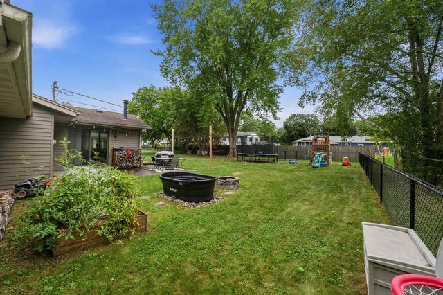 409 Hyland Drive, Stoughton, WI 53589