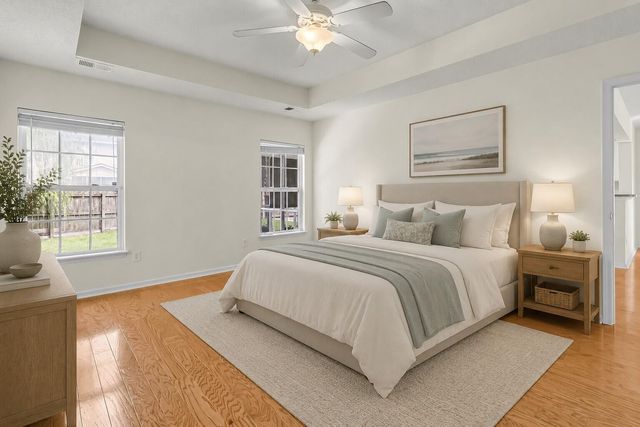 558 Holiday Drive, Summerville, SC 29483