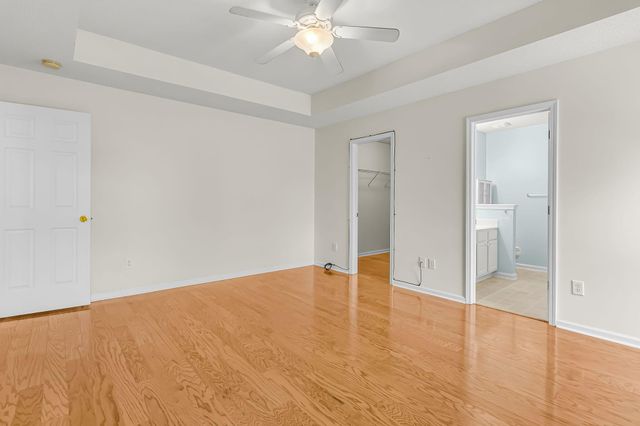 558 Holiday Drive, Summerville, SC 29483