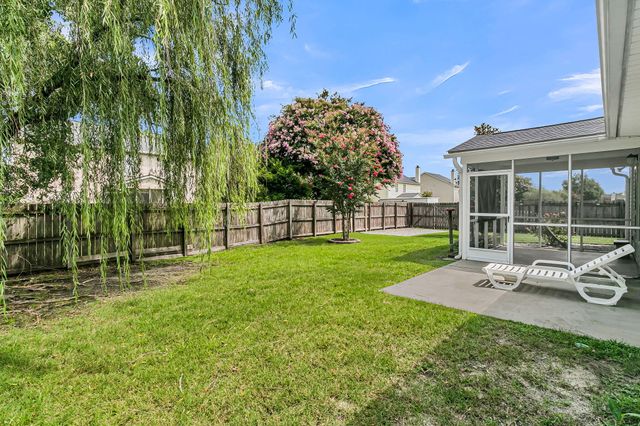 558 Holiday Drive, Summerville, SC 29483
