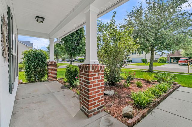 558 Holiday Drive, Summerville, SC 29483