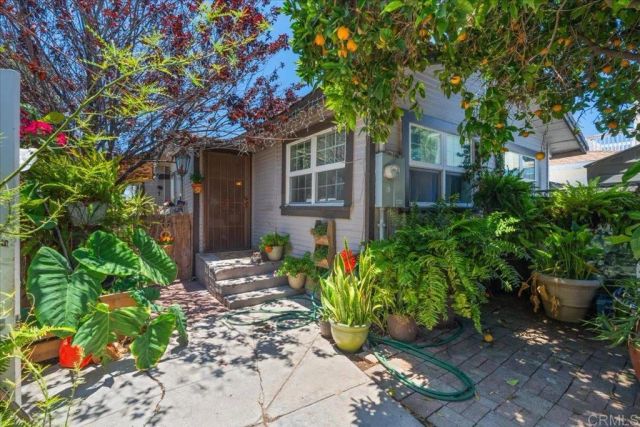 4811 Castle Avenue, San Diego, CA 92105