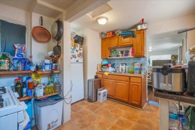 4811 Castle Avenue, San Diego, CA 92105