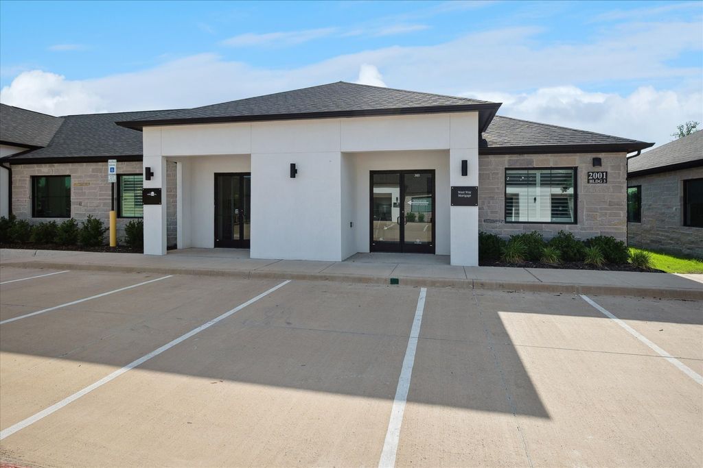 2001 Auburn Hills Parkway 303, Mckinney, TX 75071
