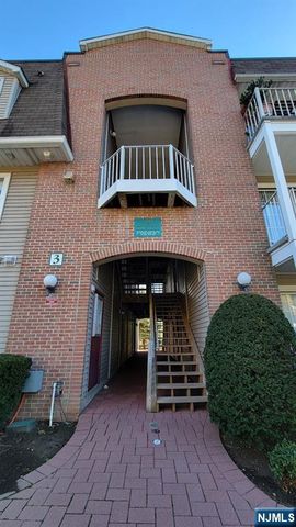 780 River Road 373, Edgewater, NJ 07020