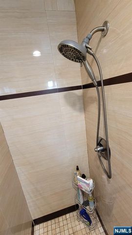 780 River Road 373, Edgewater, NJ 07020