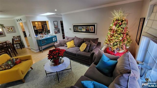 780 River Road 373, Edgewater, NJ 07020