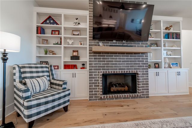 901 Noah Street, Fayetteville, AR 72703