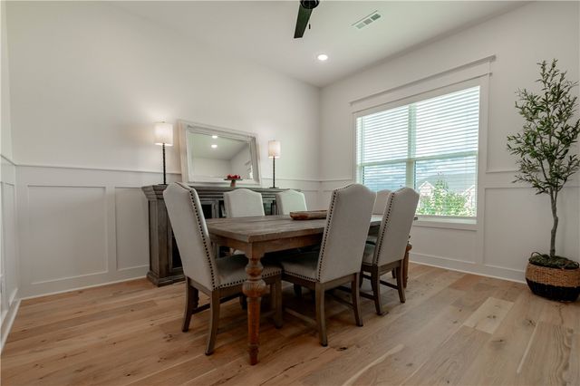 901 Noah Street, Fayetteville, AR 72703