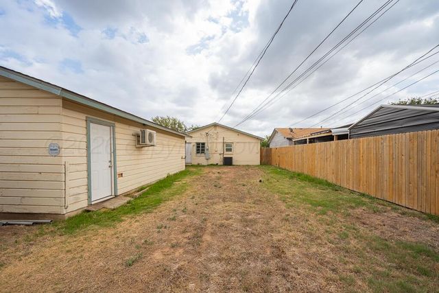 1926 S Highland Street, Amarillo, TX 79103