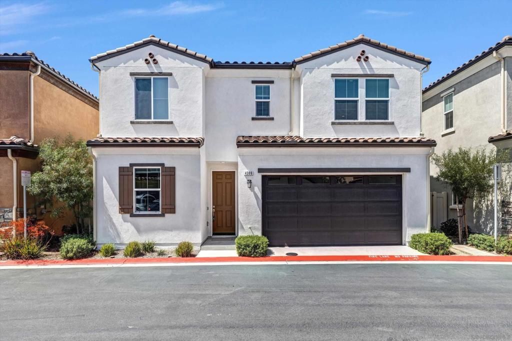 Image 1 of property listing at 4388 Cadence, Oceanside, CA 92057