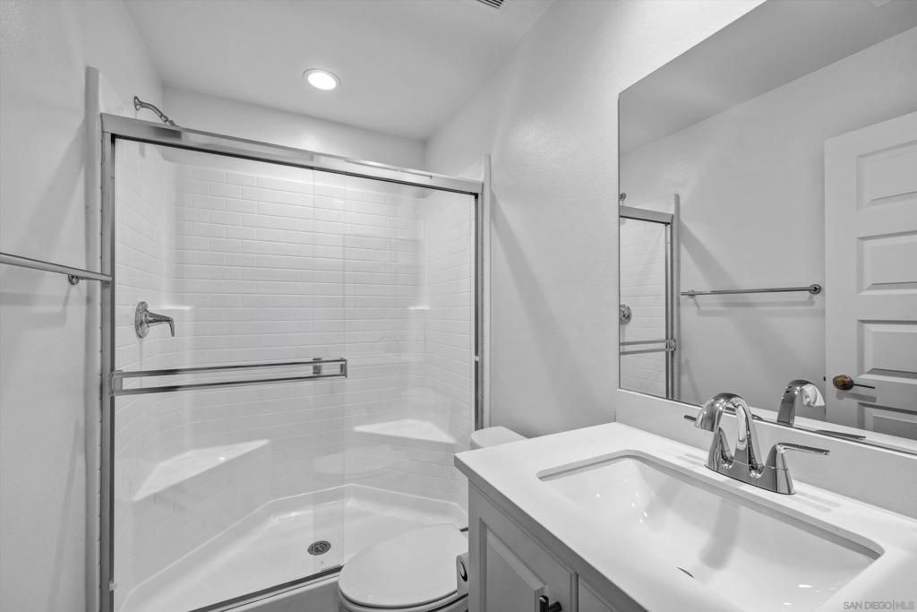 Image 13 of property listing at 4388 Cadence, Oceanside, CA 92057