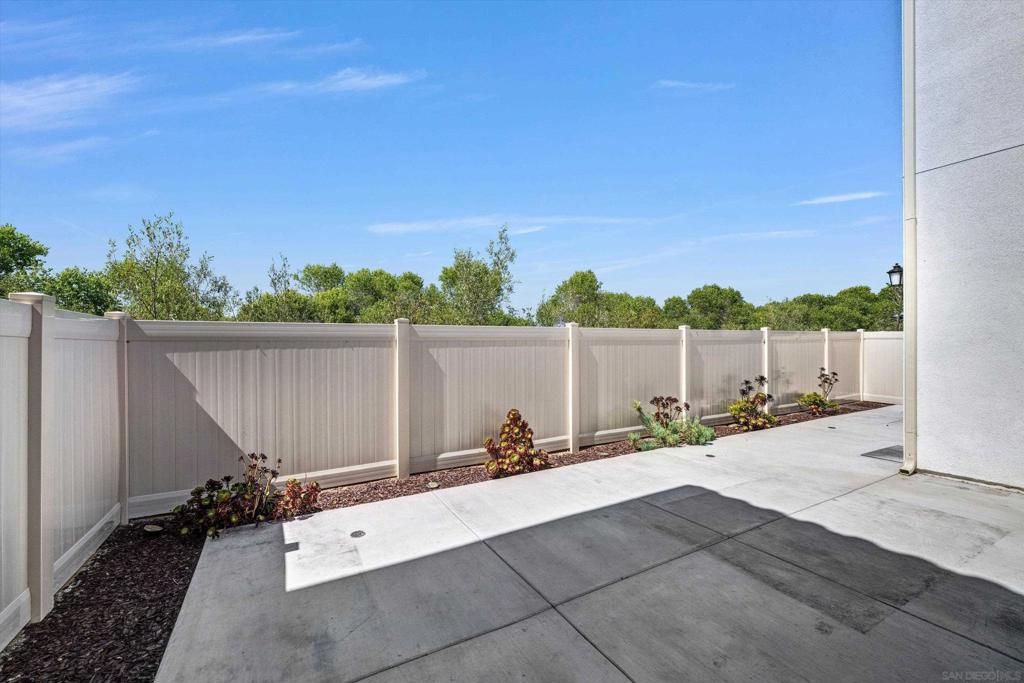 Image 23 of property listing at 4388 Cadence, Oceanside, CA 92057