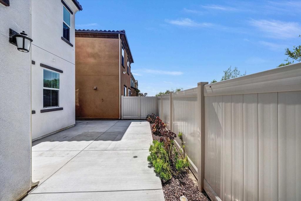 Image 24 of property listing at 4388 Cadence, Oceanside, CA 92057