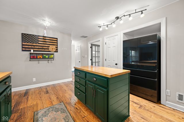 7151 Lindenwood Drive, Indianapolis, IN 46227