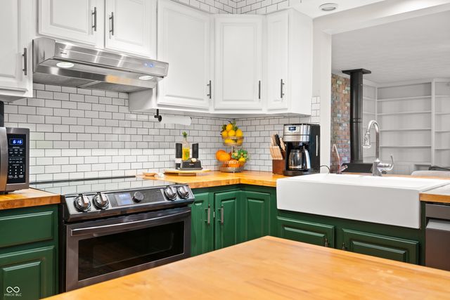 7151 Lindenwood Drive, Indianapolis, IN 46227