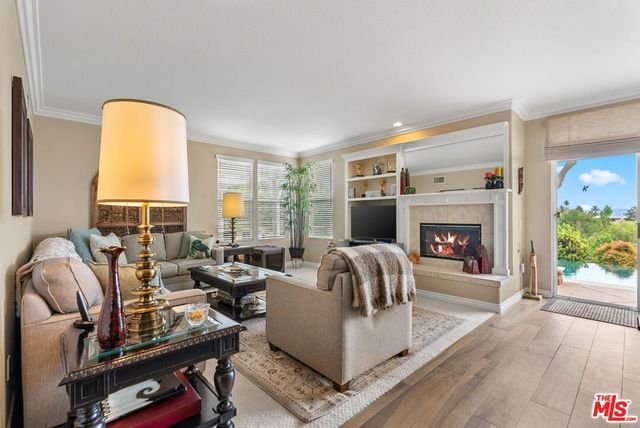 7276 Glenhaven Court, West Hills, CA 91307