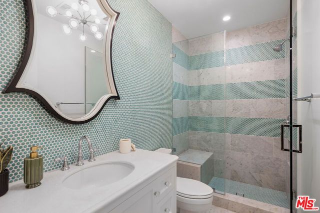 6227 W 5th Street, Los Angeles, CA 90048