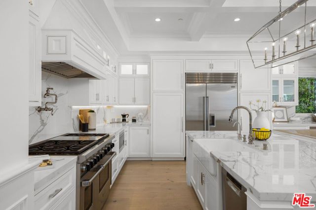 6227 W 5th Street, Los Angeles, CA 90048