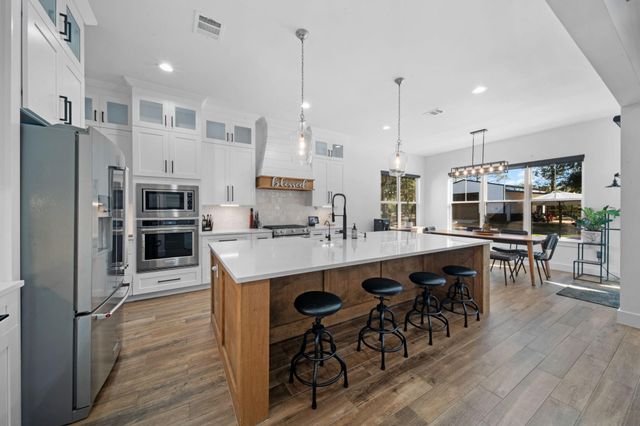 31 Quiet Springs Trail, Willis, TX 77378