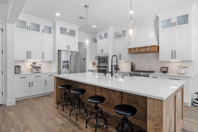 31 Quiet Springs Trail, Willis, TX 77378