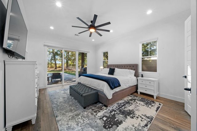 31 Quiet Springs Trail, Willis, TX 77378