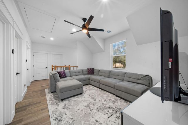 31 Quiet Springs Trail, Willis, TX 77378