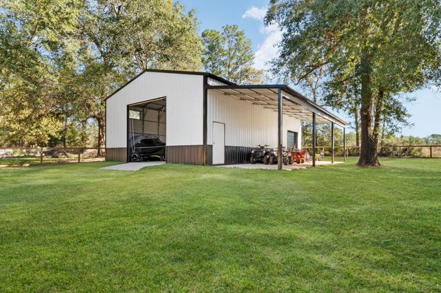 31 Quiet Springs Trail, Willis, TX 77378