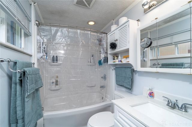 1172 Mint Springs Drive, Fairborn, OH 45324