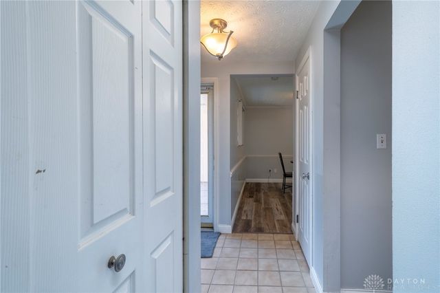1172 Mint Springs Drive, Fairborn, OH 45324