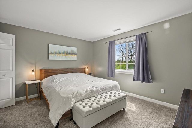 S77W19405 Lakewood DRIVE, Muskego, WI 53150