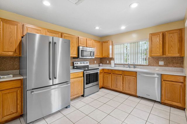 15592 99th Street N, West Palm Beach, FL 33412