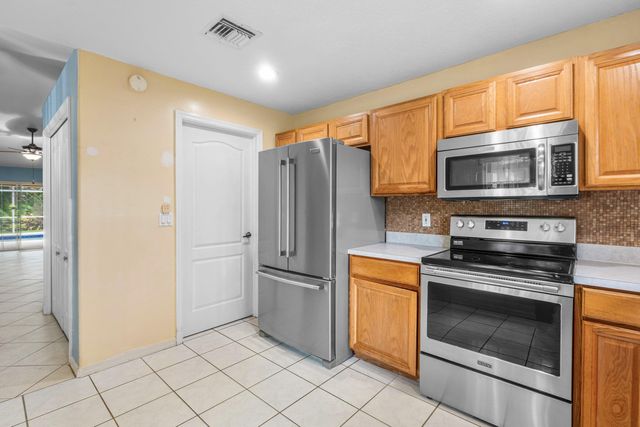 15592 99th Street N, West Palm Beach, FL 33412