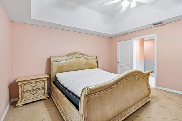 15592 99th Street N, West Palm Beach, FL 33412