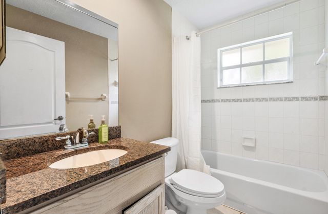15592 99th Street N, West Palm Beach, FL 33412