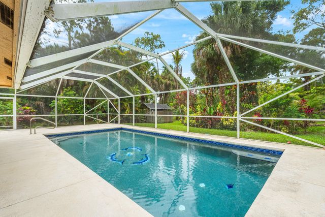 15592 99th Street N, West Palm Beach, FL 33412
