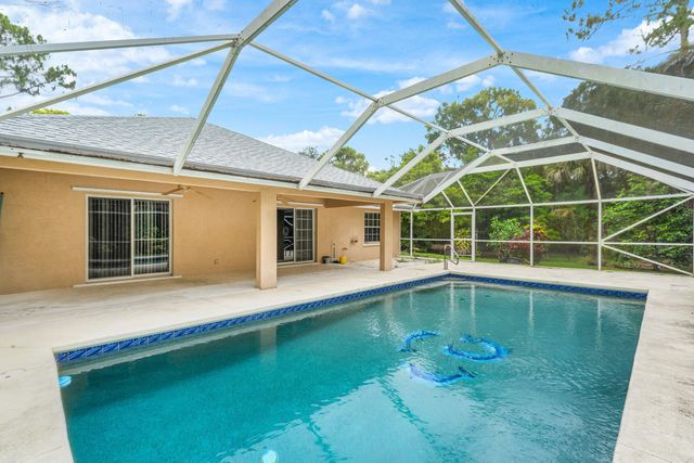 15592 99th Street N, West Palm Beach, FL 33412